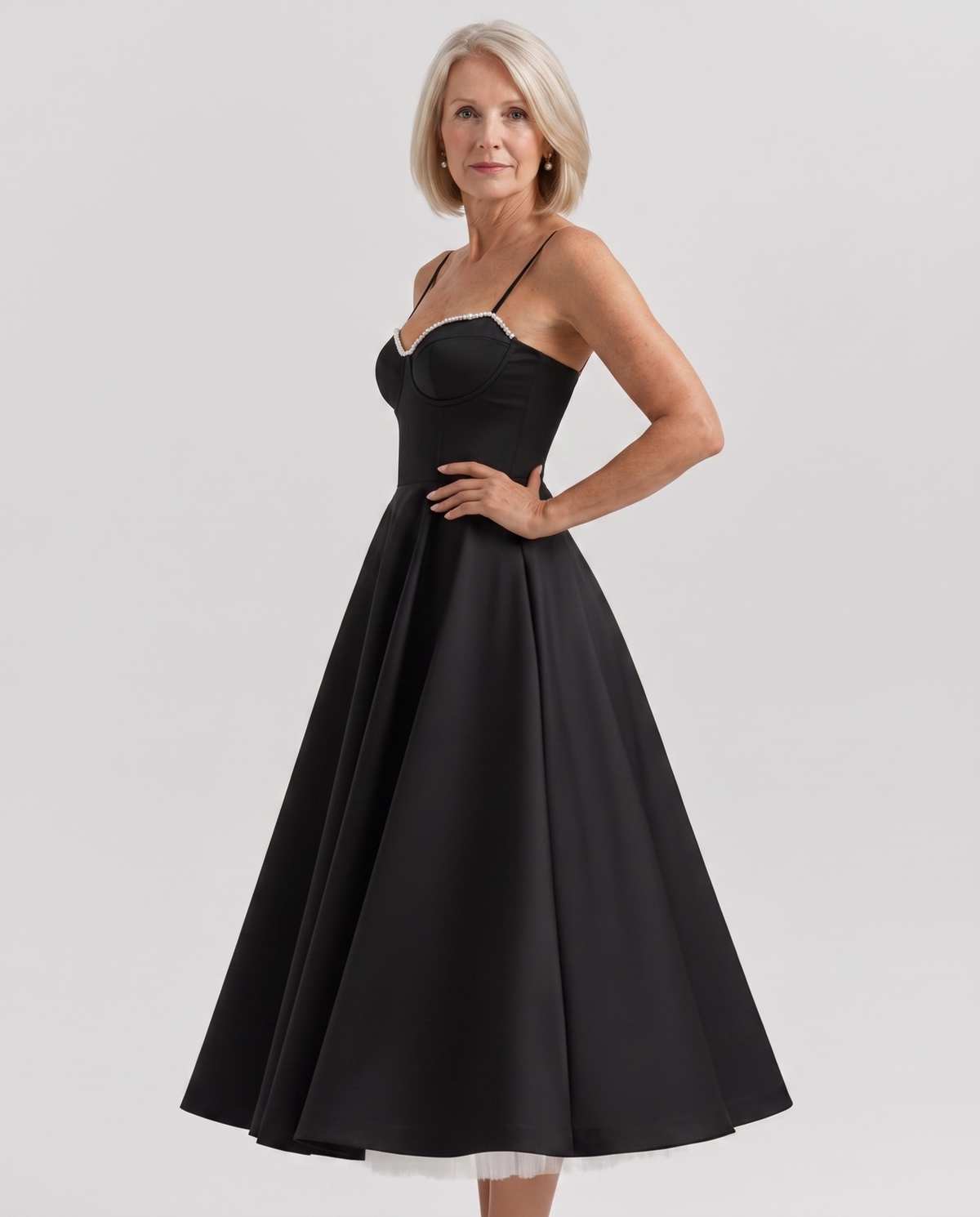 Selene midi dress in Black, side view